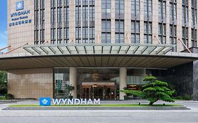 Wyndham Foshan Hotel 5*